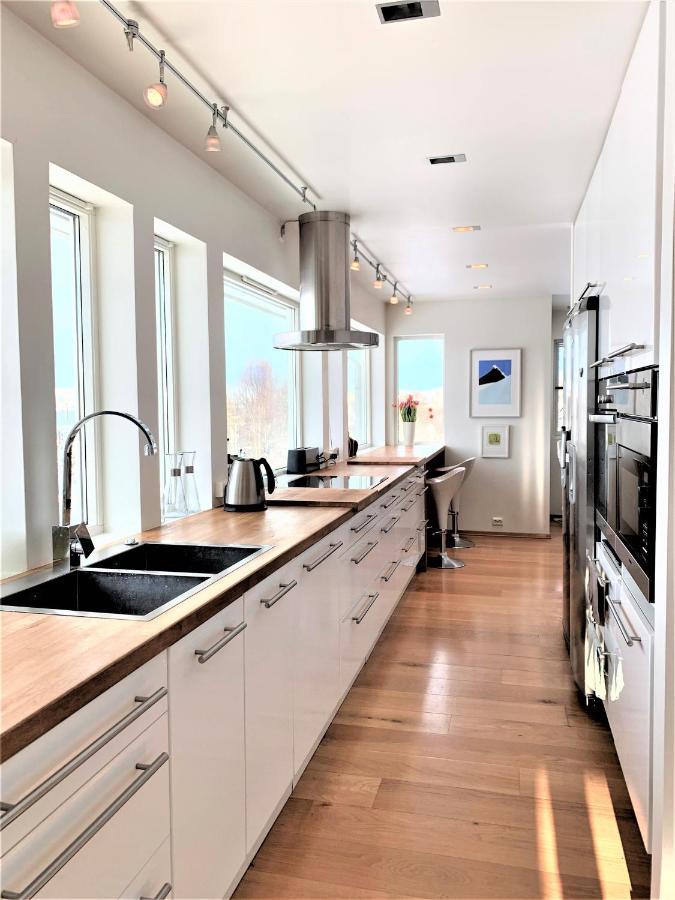 Villa Top View Тромсьо Екстериор снимка